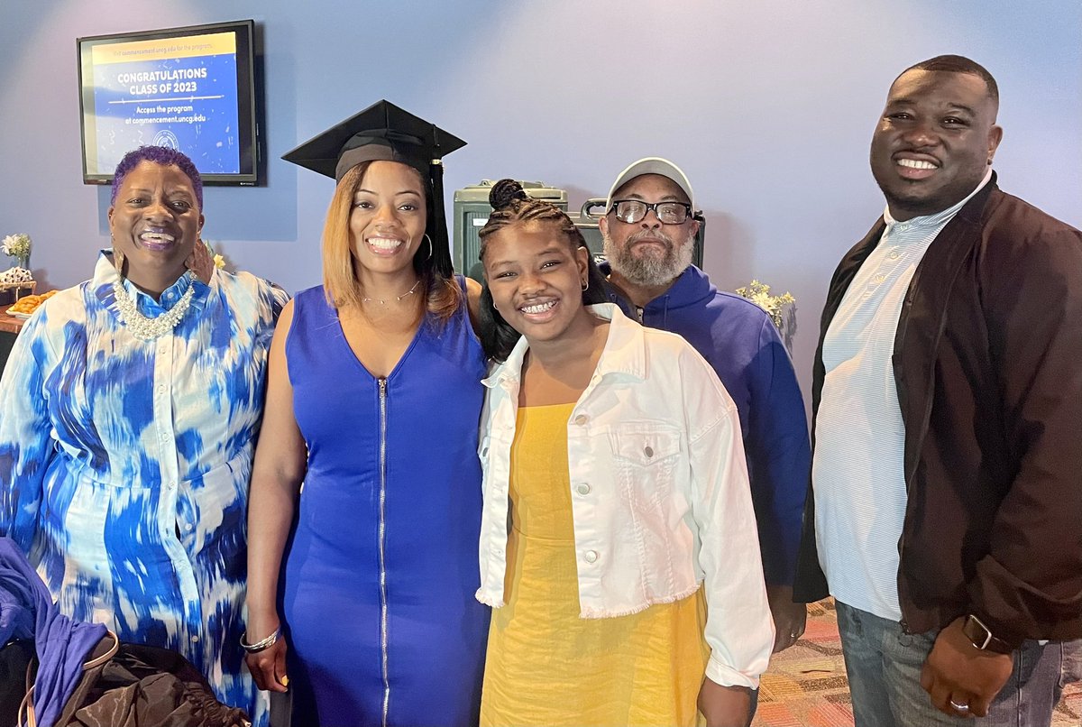 ๐๐๐๐๐ช ๐. ๐พ๐ฃ๐ฆ๐๐ฃ tweet media