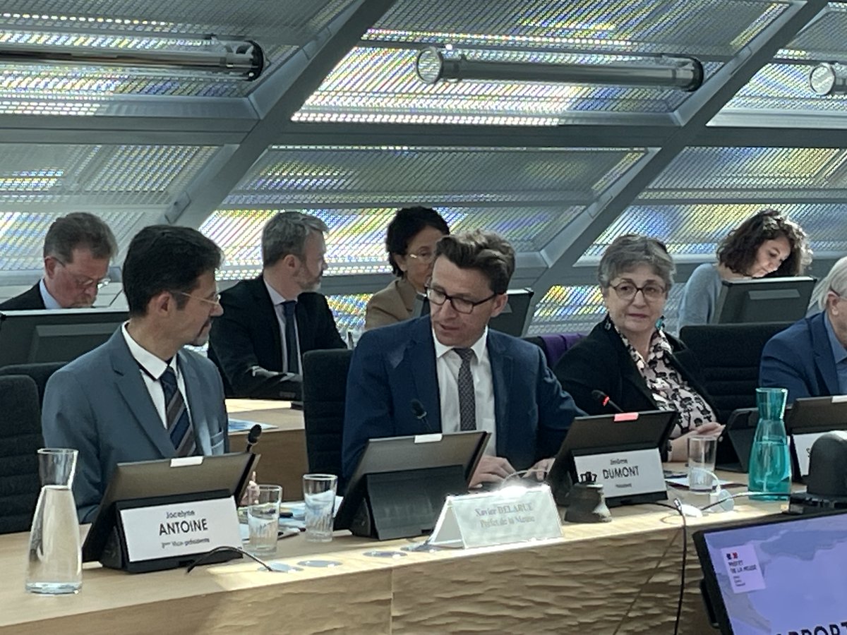 Le Président du Conseil départemental <a href="/jeromedumont/">jerome dumont</a> recevait ce matin M. le Préfet de la Meuse en Assemblée départementale pour la présentation du rapport d'activités 2022 des services de l'Etat
<a href="/Prefet55/">Préfet de la Meuse</a>