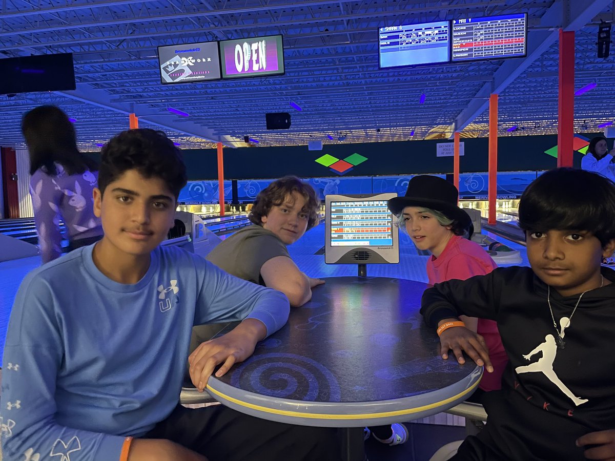 TCSJS7's tweet image. Bowling fun. #tcsprops #Ottawa