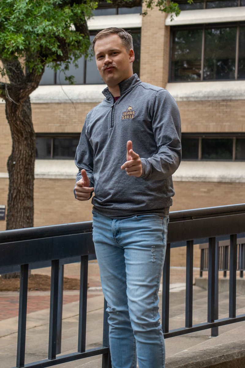 Elbow_78's tweet image. This last law paper for grad school has me by the neck but what are they going to do…fail me?