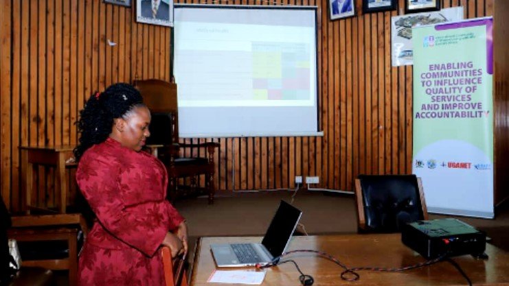 ICWEastAfrica's tweet photo. #Thread

1/1
The district dissemination meeting on the Community Score Card (CSC) meetings on the accessibility of health services for HIV, TB, and malaria are still happening.
Right now in Mbarara, @EBukirwa, ICWEA Project Coordinator is sharing the findings from the CSC. https://t.co/S1LJvbYjrp