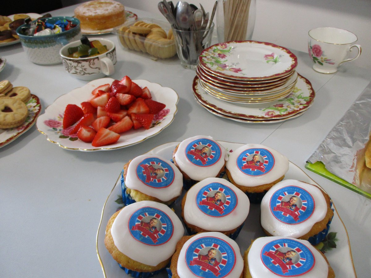 LancsLibraries's tweet image. #Coronation 
We have had a very British Tea Party today at #EcclestonLibrary 
Celebrations continue with a Coronation Storytime and craft session on Saturday.
events.lancashire.gov.uk/search/event_d…
#LancsCoronationCelebrations
