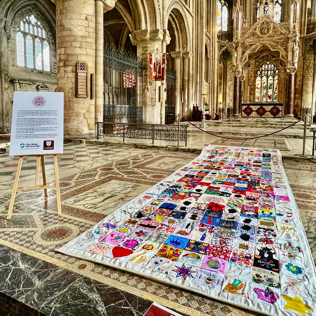 👑 Our amazing #Coronation community quilt is now on display in @pborocathedral to celebrate the #kingscoronation.  
A huge thank you to everyone who has been involved in creating this amazing piece of history.
#peterboroughcathedral 
@PboroWhatsOn @BBCCambs @peterboroughtel