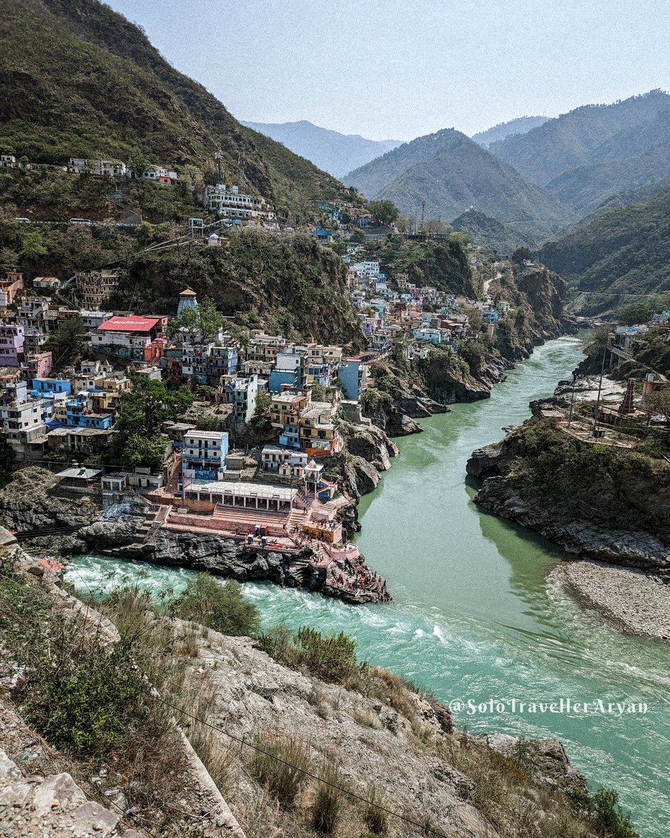 AryanBikaneri's tweet photo. #Devprayag #Confluence #HolyGanges #Himalayas #SpiritualAwakening #incredibleindia #devpryagsangam #travelwitharyan #indiatravel #travelgram #indiavisit #exploreuttrakhand #exploremore #holyganga https://t.co/q5fEQWaGsO