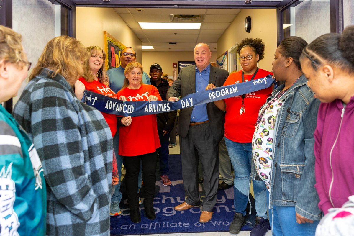 ArchwayPrograms's tweet image. Misty rain did not dampen the spirits or quell the excitement of the long-awaited grand opening of the Advanced Abilities Day Program (AADP) on Apil, 29th. 
View the photo gallery and read the full story here: archwayprograms.org/archway-progra… 
#ArchwayPrograms #AdvancedAbilitiesDayProgram