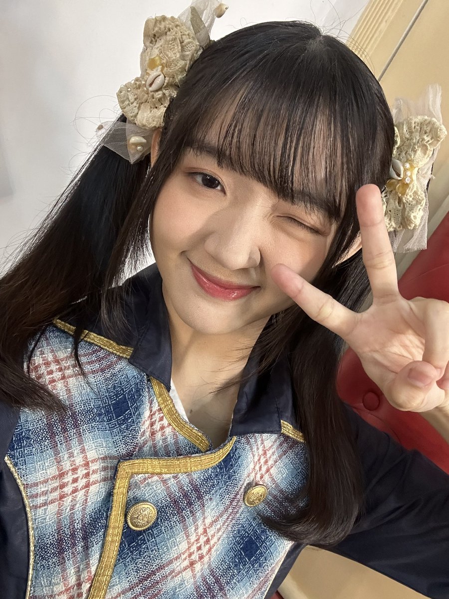 AU_LiaJKT48's tweet photo. hari ini twintail!!! thanks for todayyyy <3 https://t.co/e0xnO5WYFd