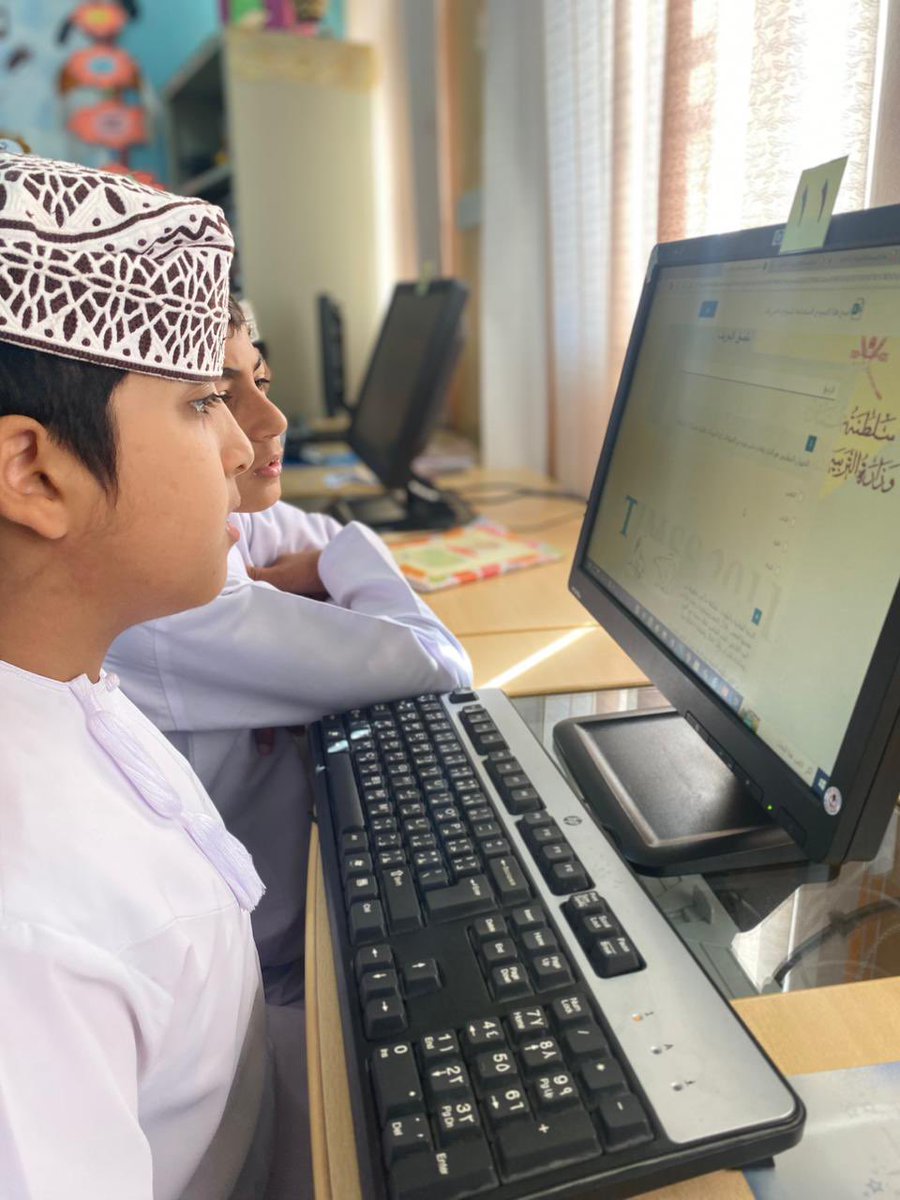 leemaschool21's tweet image. قامت معلمة المجال الثاني الاستاذة فاطمة بنت علي بن هلال الشحية بتدريب طلبة الصف الرابع الأساسي اليوم الخميس ٤ مايو ٢٠٢٣م على اختبارات الكترونية في الدراسة الدولية للرياضيات والعلوم Timss
#لأجلك_عمان_مستعدون
#الدراسات_الدولية_الإختبارات_الوطنية
#Timss