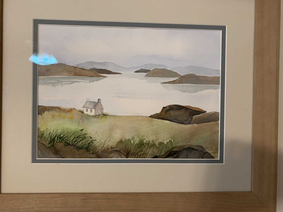JanetVaneerden's tweet image. Since &quot;show&quot; is better than &quot;tell&quot;, 
I would like to show you a little piece that brings Joy to the walls of a beautiful @AirBnB getaway in Richmond, VA.  I #createjoy in the painting process and I really love seeing that joy hang in a beautiful vacation home! @StevenMusielski