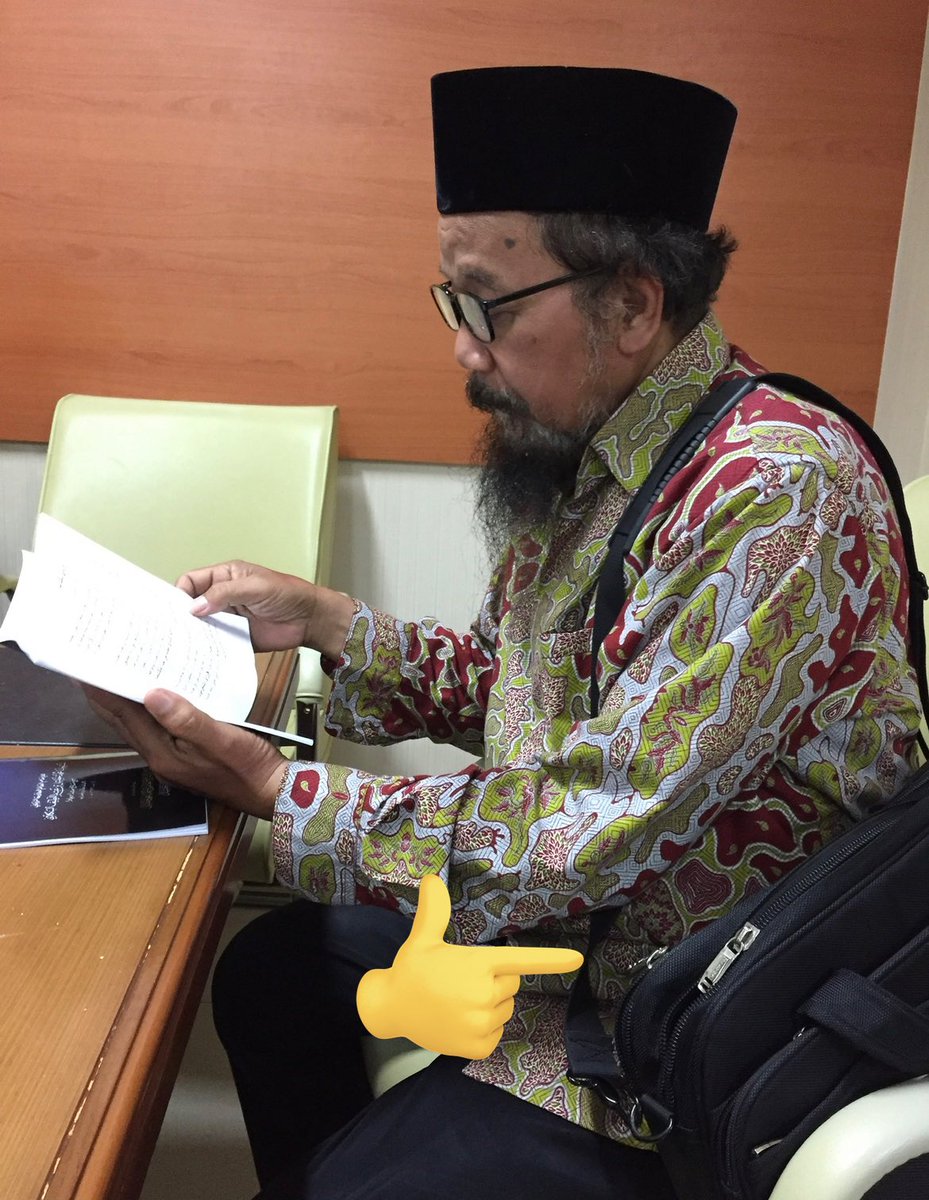 Sam_Ardi's tweet photo. Tas niki nggih mbak? https://t.co/APBuFp4c3p
