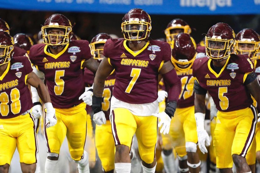 ajwilson_44's tweet photo. Extremely blessed to receive my first Division 1 offer from Central Michigan University ✝️ #AGTG  @CoachMcNamara9 @CarverTigersODH @CoachCoffey1 @CoachFour https://t.co/tLiUhBPljs