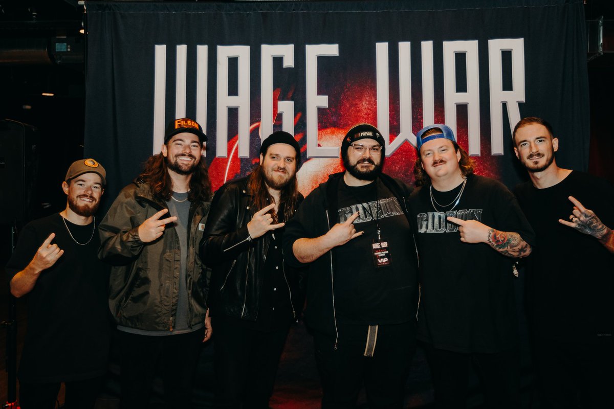 Only1LemonGrab's tweet photo. From opening for IPrevail back in 2017 in Bismarck to my 6th show (2nd vip) last night in Minnesota. 
@WageWar really has gotten better with every time I've gotten the chance to see them. 
Also, twinning with @codyquistad was a highlight 😅👌
Thanks for the great night, guys🔥 https://t.co/SolwZYmDLa