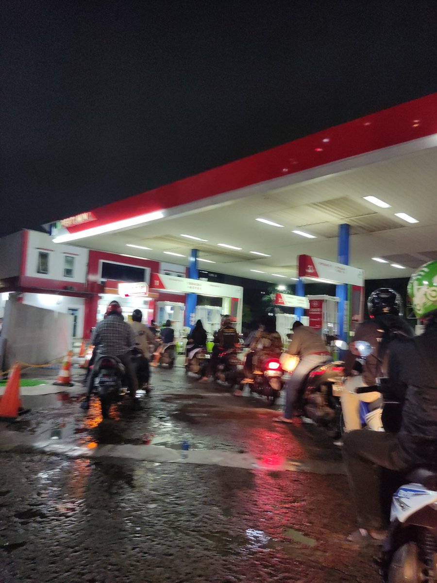 finsoesilo's tweet photo. Apa yang dilihat adalah persepsi, dan yg didengar adalah pendapat
nyatanya kedua itu didalam benak
#langka #bbmngantri https://t.co/X5ibTmySc7