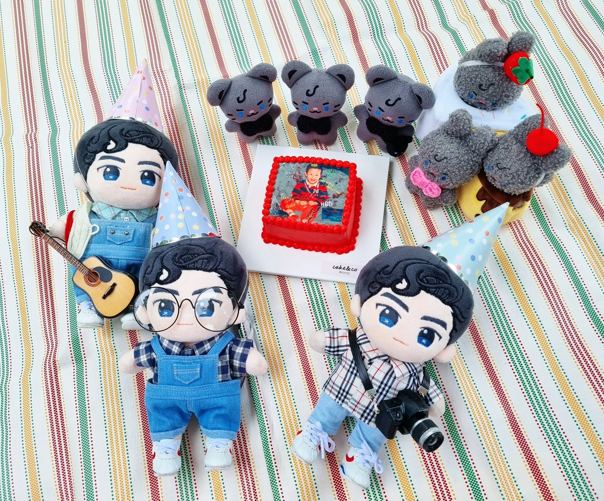 Nathanwdoll's tweet photo. 🎂🎂💝✨️ 
#NathanChen
#HappyNathanDay https://t.co/R7OtXUOm2S