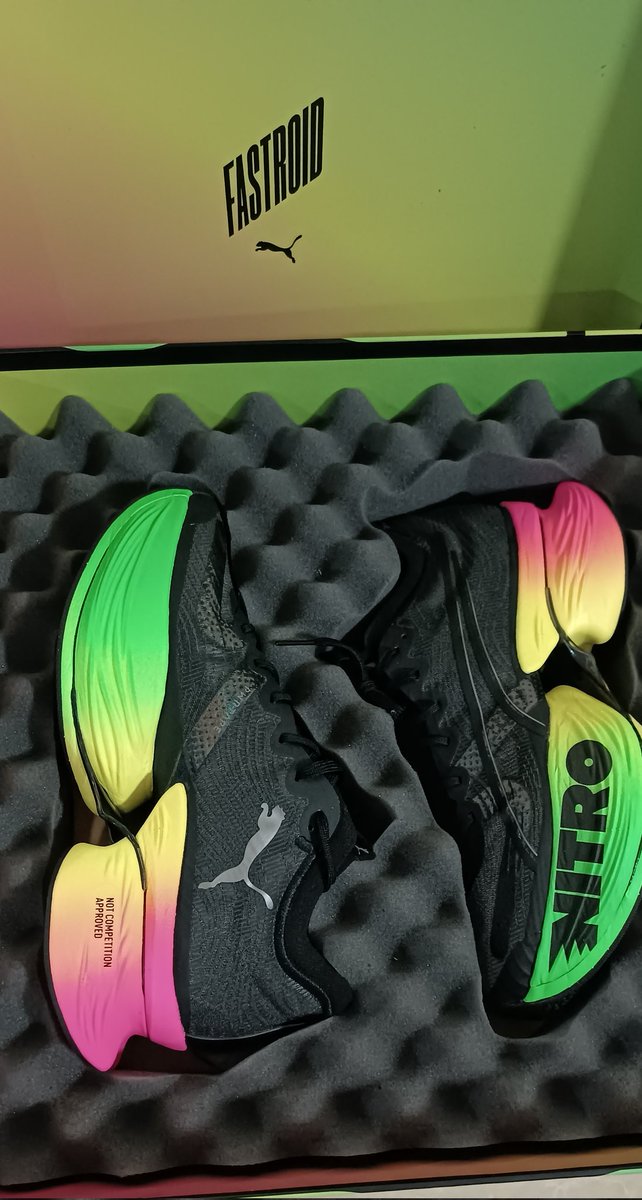 SailorOG21's tweet photo. Just received my @PUMA Nitro #FastRoid 🔥..it was Free-Claimed for Puma Materializer #NFT holders. Top quality shoes and great packing.! https://t.co/93SSr0Tege