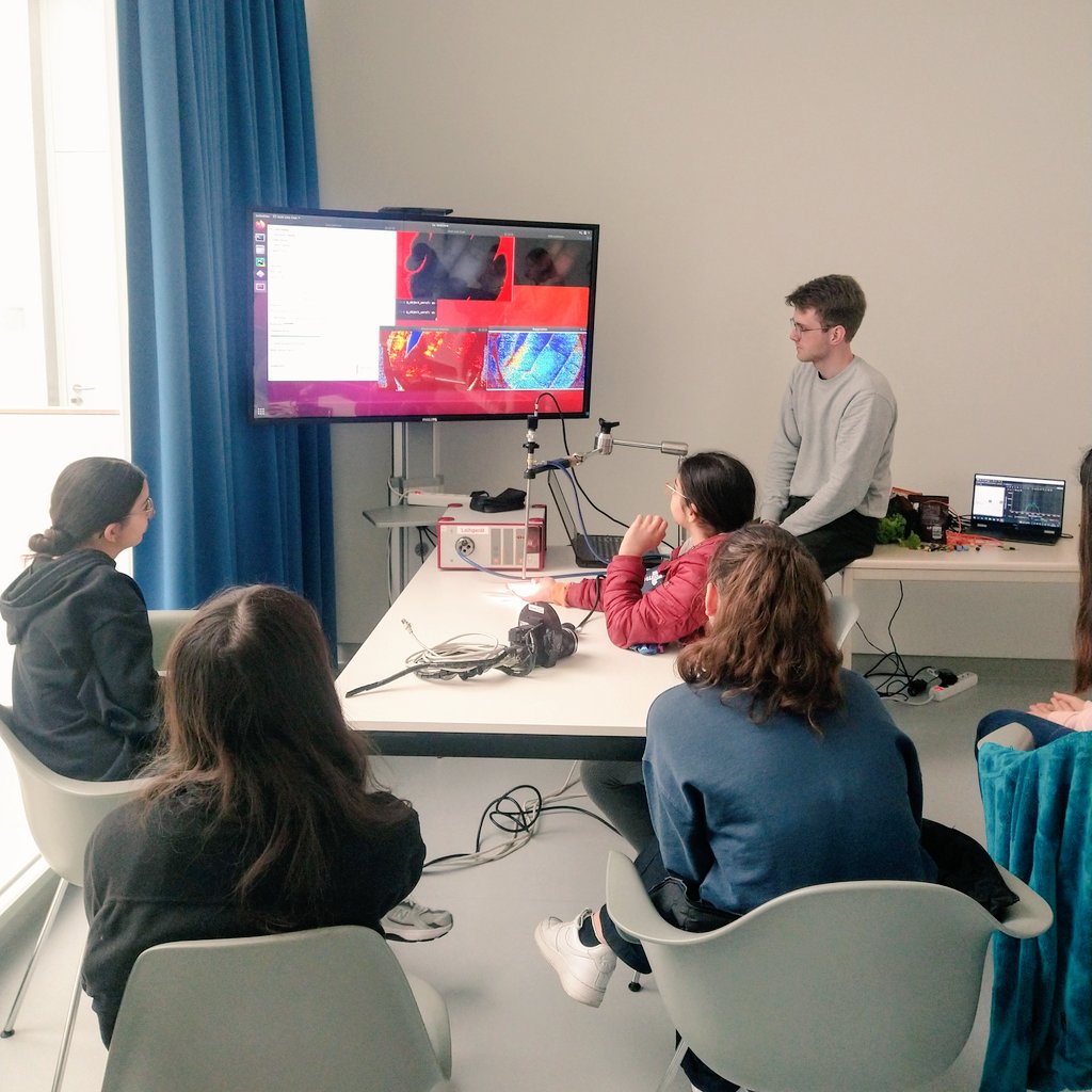 Maike Rees (@maikerees) on Twitter photo 👩🔬👩💻Girls' day 2023 <a href="/DKFZ_IMSY_lab/">IMSY Lab (DKFZ)</a>: 15 pupils (age 11-16) explored medical computer science. We showed them our multispectral 🌈 equipment in action & discovered how computers see images and colors. Let's encourage more young women to pursue STEM careers! #girlsday #WomenInSTEM 👩🔬👩💻Girls' day 2023 <a href="/DKFZ_IMSY_lab/">IMSY Lab (DKFZ)</a>: 15 pupils (age 11-16) explored medical computer science. We showed them our multispectral 🌈 equipment in action & discovered how computers see images and colors. Let's encourage more young women to pursue STEM careers! #girlsday #WomenInSTEM