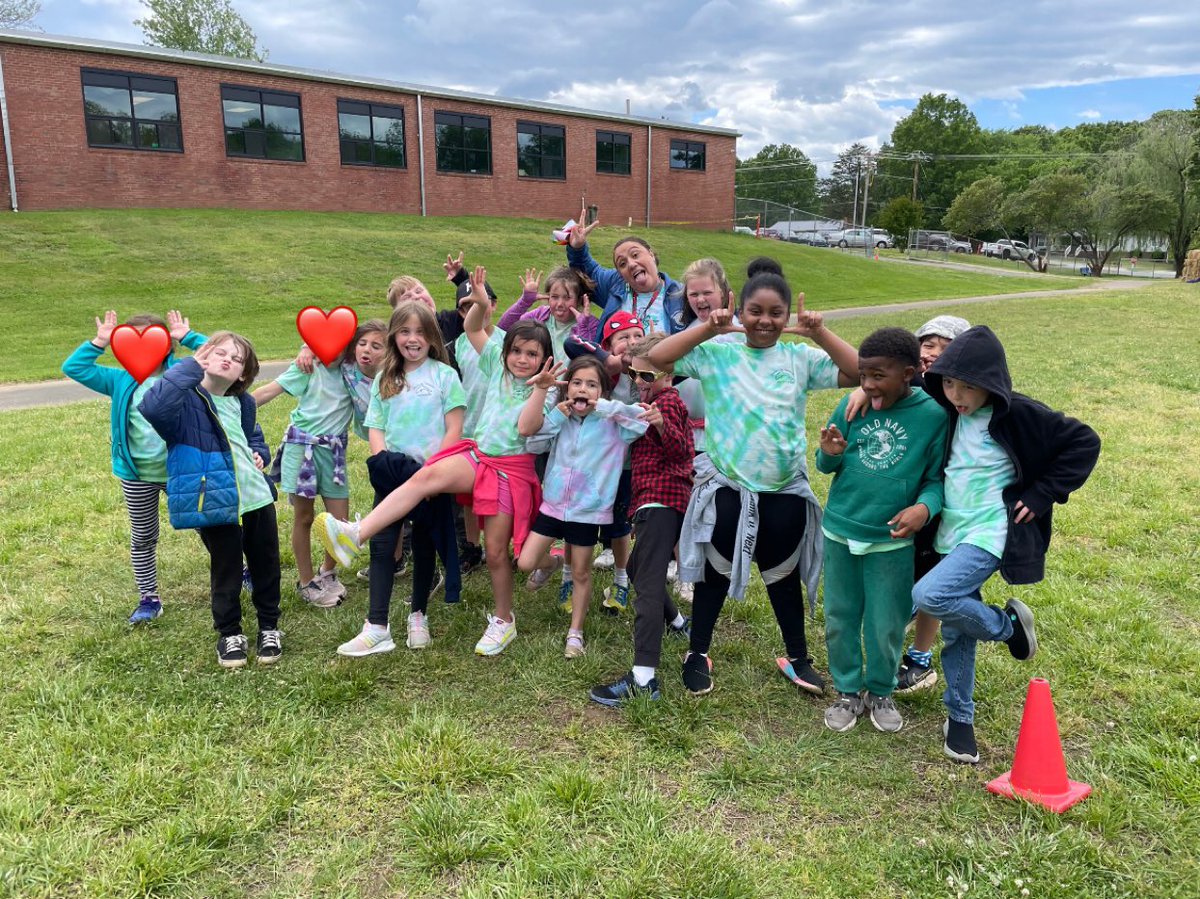 Sydney Lewis tweet media