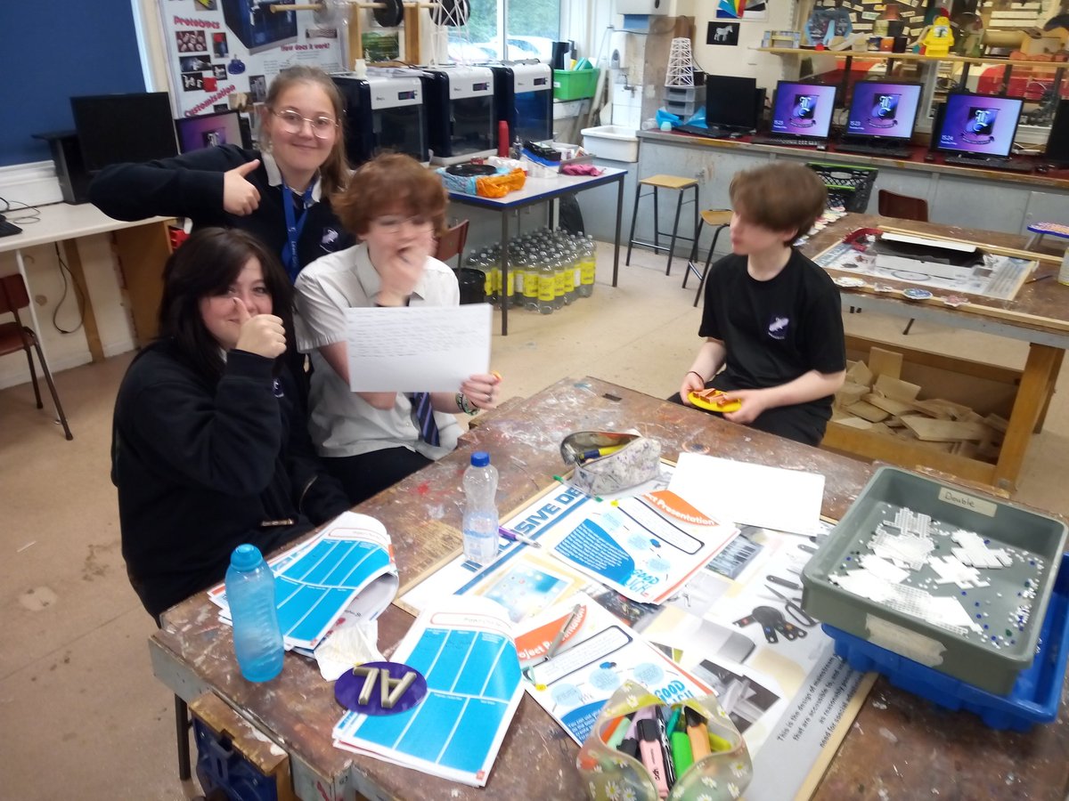 LGS_DT's tweet photo. Another great session with Amy from Baker Hughes and the girls in STEM club tonight. Thanks again. @lewisgirlssch @bakerhughesco @EAS_STEM @CaerphillyCBC @WG_Education @cfwpl #curriculumforwales https://t.co/D8TZNUWZSh