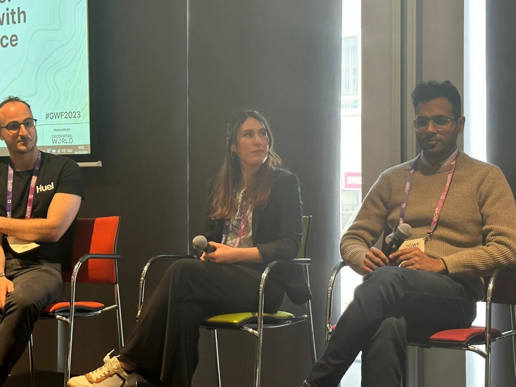 DataAppeal's tweet image. Kudos to our Head of Partnerships, Hannah Babineau, for her intervention today at #GeospatialWorldForum2023 in Rotterdam! 🙌🏼
#DataDrivenMarketing #DataDrivenSolutions