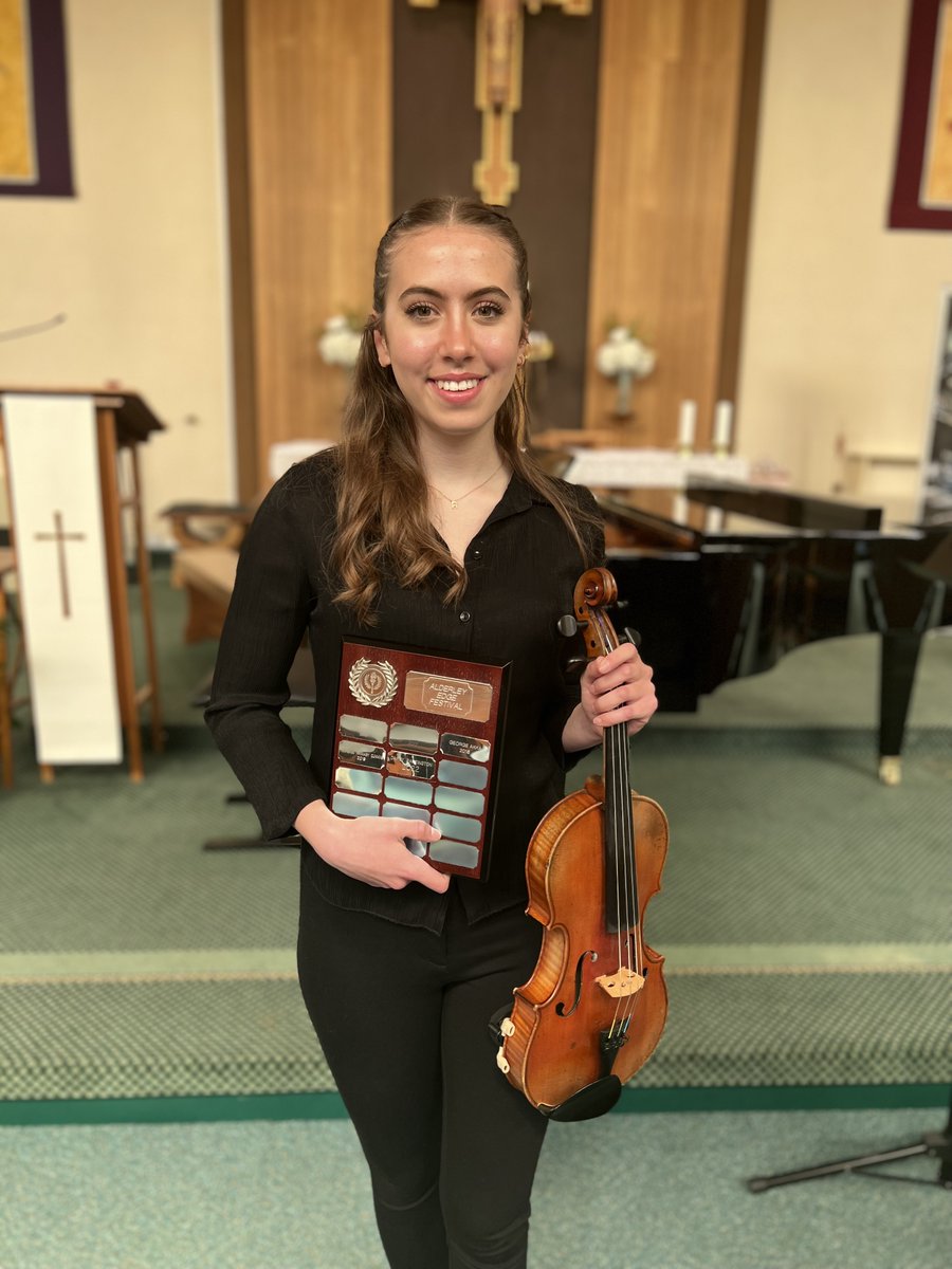 Congratulations to Rachel in Year 10 who performed at the Alderley Edge Music Festival this morning. She played Por Una Cabeza by Carlos Gardel and she won the String Solo Grade 6 &amp; 7 Class 🎻 <a href="/Music_Grange/">Music | The Grange School</a> <a href="/aefestival100/">AEF</a> #schoolmusicians