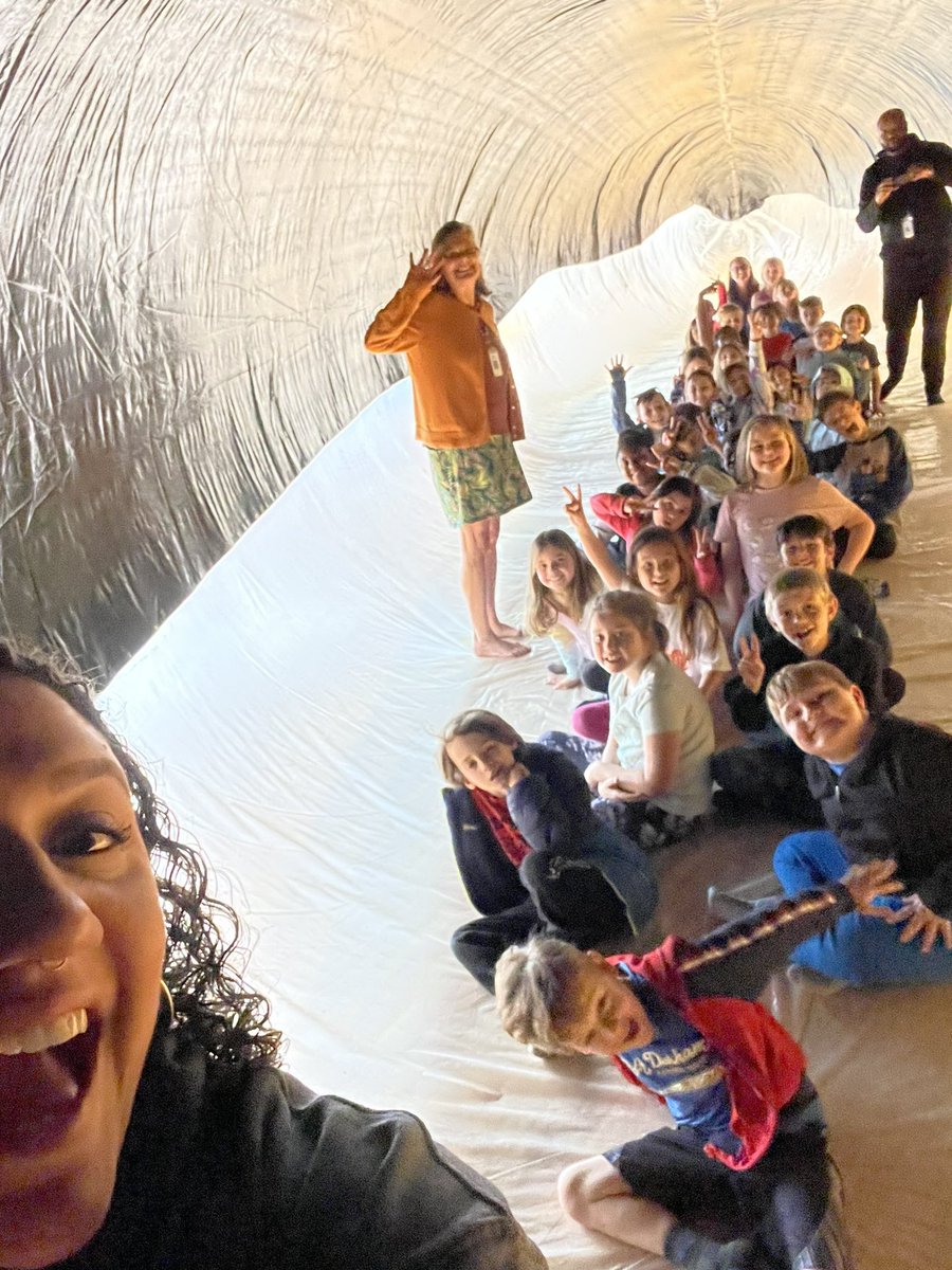 Sydney Lewis tweet media