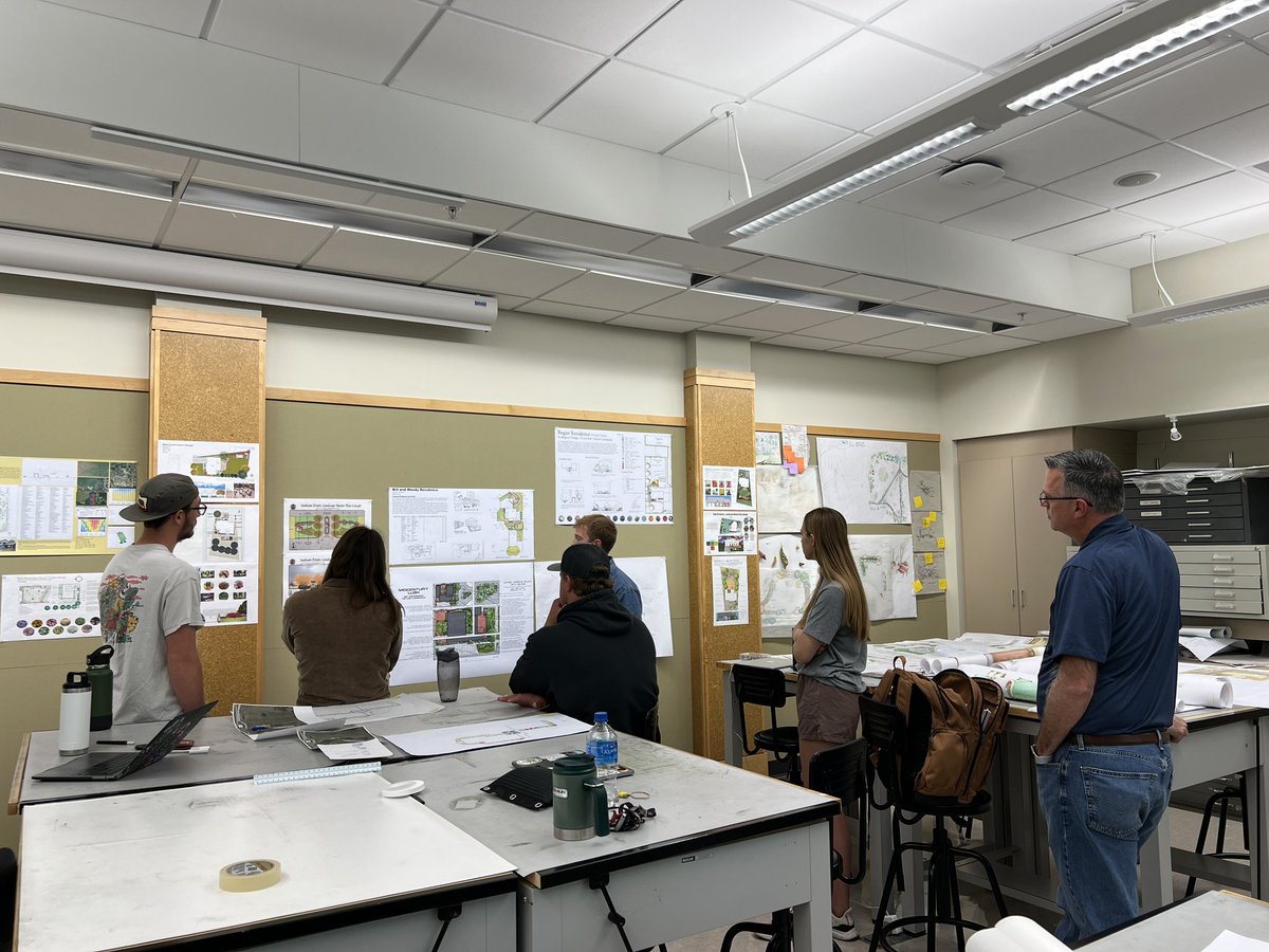 byf_kim's tweet image. The last #project for #ecological #landscape #design and #graduating seniors. You rock beautiful young people!! #GOBIGRED @unlagrohort @UNL_IANR