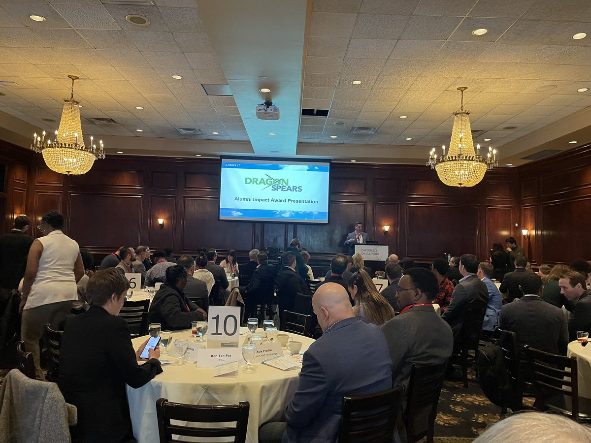 icstarsChicago's tweet photo. Patrick Emmons from @DragonSpearsApp presenting the alumni impact award to Michael Williams @MolexConnectors. Congrats Michael! @SandeeKastrul https://t.co/4fvjHeWwo0