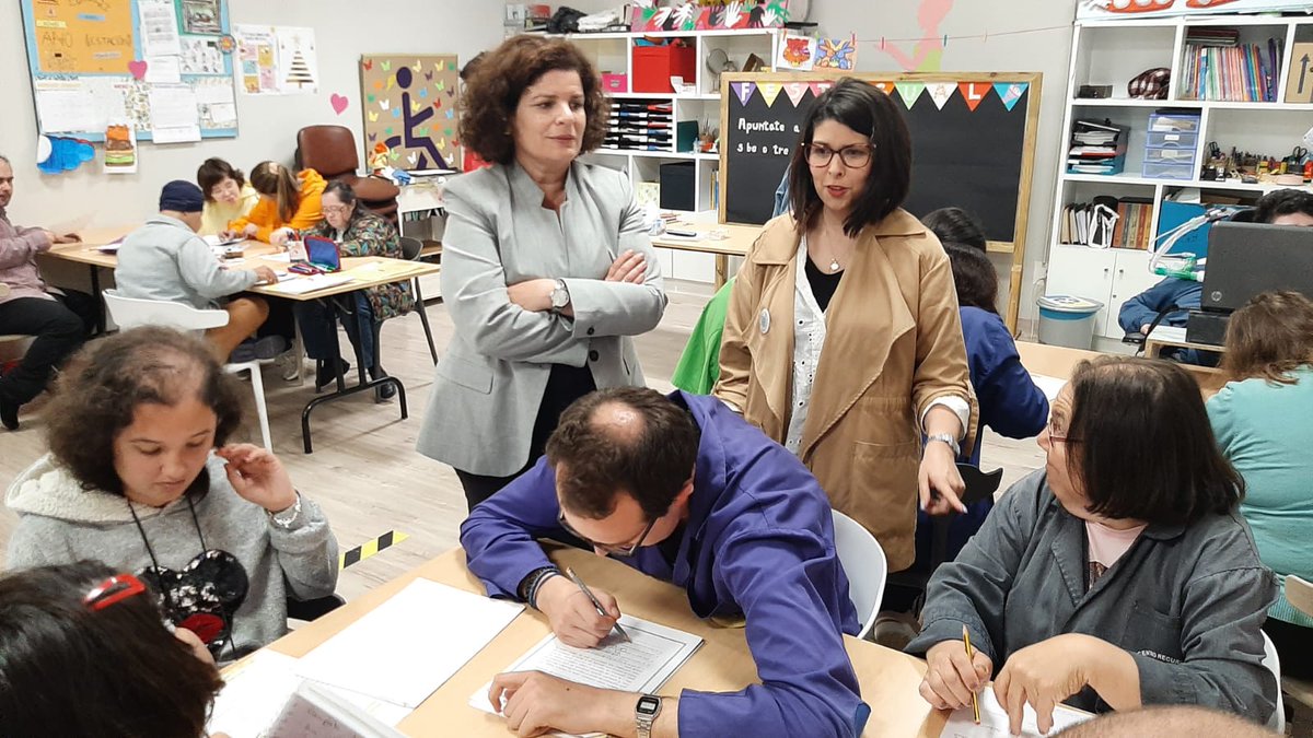 DelegGobGAL's tweet image. ▶️@MRivasL María visita las instalaciones de #Íntegro y #MáisporVir en  #CabanadeBergantiños para conocer como el Kit Digital ha mejorado diversos aspectos de gestión y funcionamiento de estas entidades de economía social

run.gob.es/sgm41445