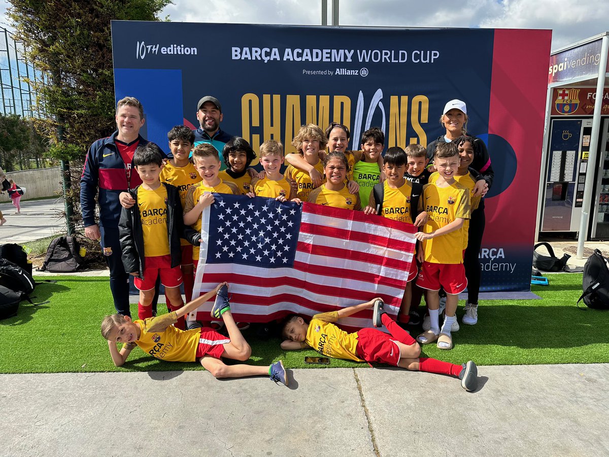 BarcaAcademyCLB's tweet photo. Are you a 2010 Boy or girl player looking for a club ? Next year we will participate at Barcelona World Cup with all the Barça Academies around the world 🌍 The 2013 and 2011 teams had a great experience this year 🔵🔴 

https://t.co/hbeGPesuOb

#barcaacademy #fcb #fcbarcelona https://t.co/UFO4Yvx8Fd