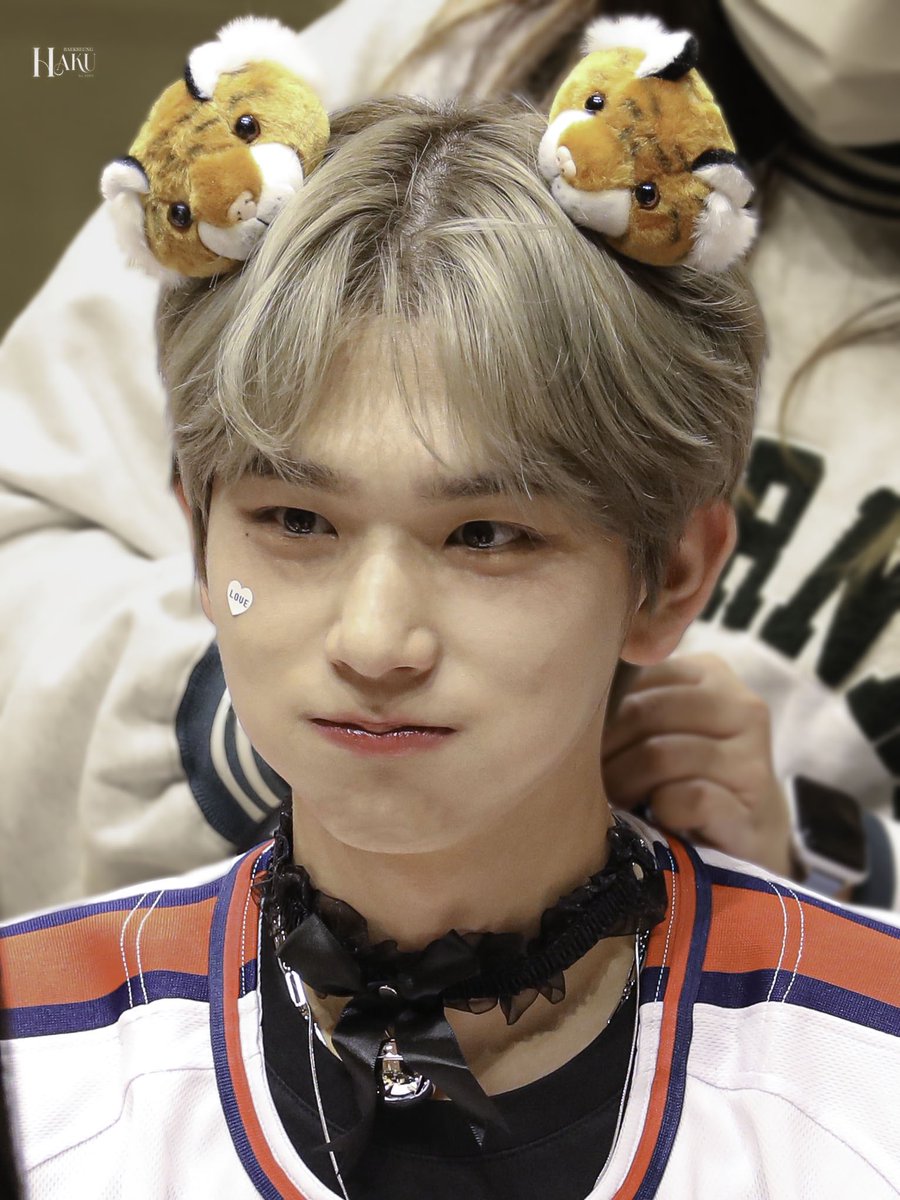 yoaa_11's tweet photo. @Rooorolon92 @Luisanabts 🦁
#이펙스 #EPEX
#백승 #BAEKSEUNG
#에이든 #AYDEN https://t.co/DkqZ70JgO3