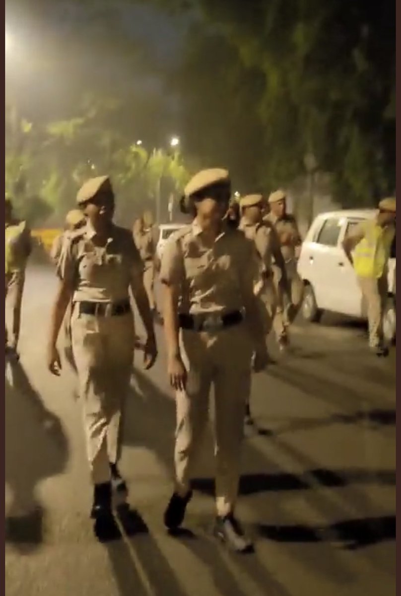 #ISupportDelhiPolice