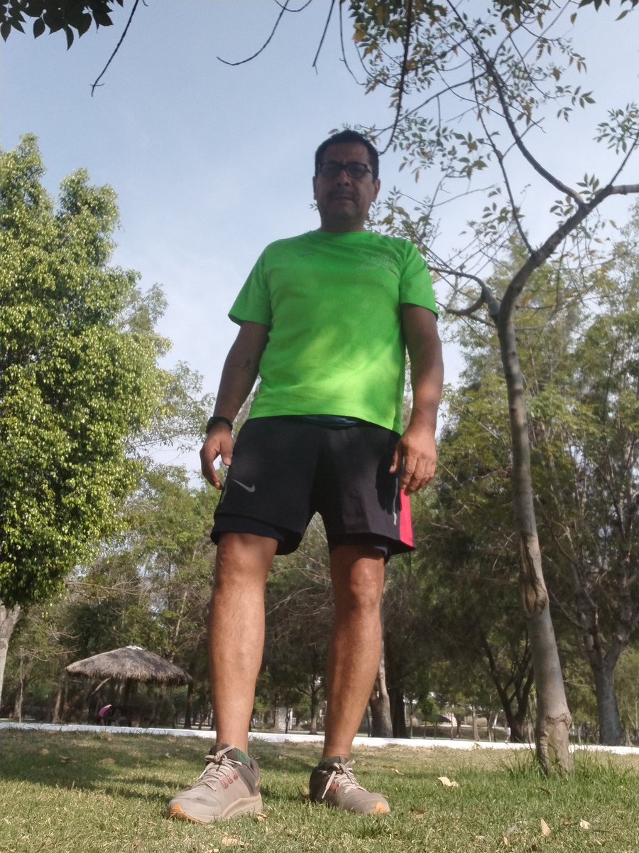 pablotorreskno's tweet photo. Seguimos #SumandoKms y sigo recuperándome hoy trote ligero
#YoElegíCorrer #LoveRunSmile https://t.co/85eVZStfax