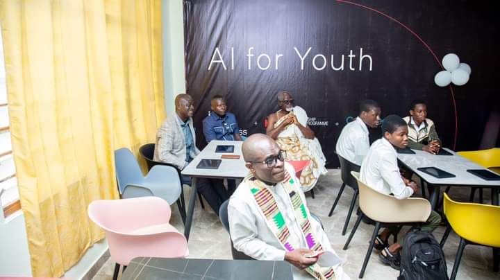 gheduservice's tweet photo. ST. PETER’S SENIOR HIGH SCHOOL  BECOMES FIRST PUBLIC SENIOR HIGH SCHOOL TO LAUNCH AN AI LAB ON CAMPUS 

St. Peter’s SHS ,Nkwatia, in the Eastern Region has made history by being the first public Senior High School in the country to have an Artificial Intelligence (AI) lab... https://t.co/aWTHWsfNB5