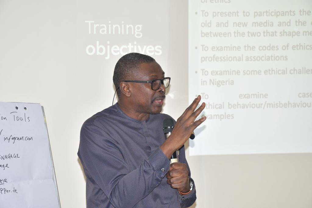 TheICIR's tweet photo. Journalism Ethics
Facilitated by Dayo Aiyetan @dayoaiyetan
Organised by #TheICIR and supported by
@Macfound.
#OCRP2023 #OCRPKano #OCRP #OpenContractReporting https://t.co/woaPCq9kNd