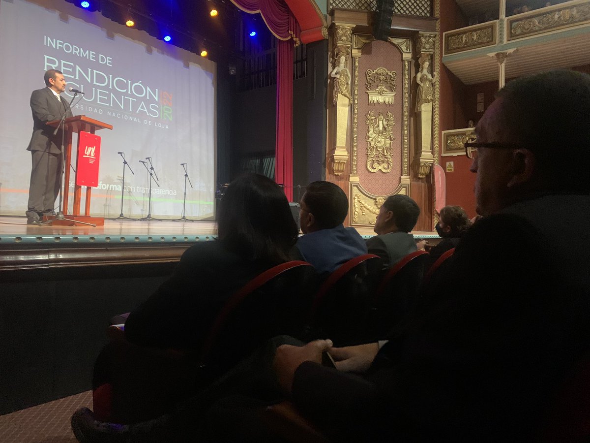 UNLoficial's tweet photo. Nuestro claustro docente está conformado por 708 profesores.

✅64 son PhD y 135 en formación en las mejores universidades del mundo.
Pronto tendremos cerca de 200 doctores, con quienes hemos iniciado las ayudas económicas para sus estudios.

#TransparenciaUNL2022 https://t.co/5y4PL8G9Zf
