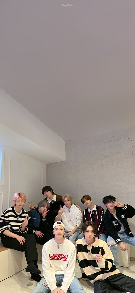 a family portrait 🤍

#StrayKids #스트레이키즈 #스키즈코드 #SKZCODE #TimeOut_MT