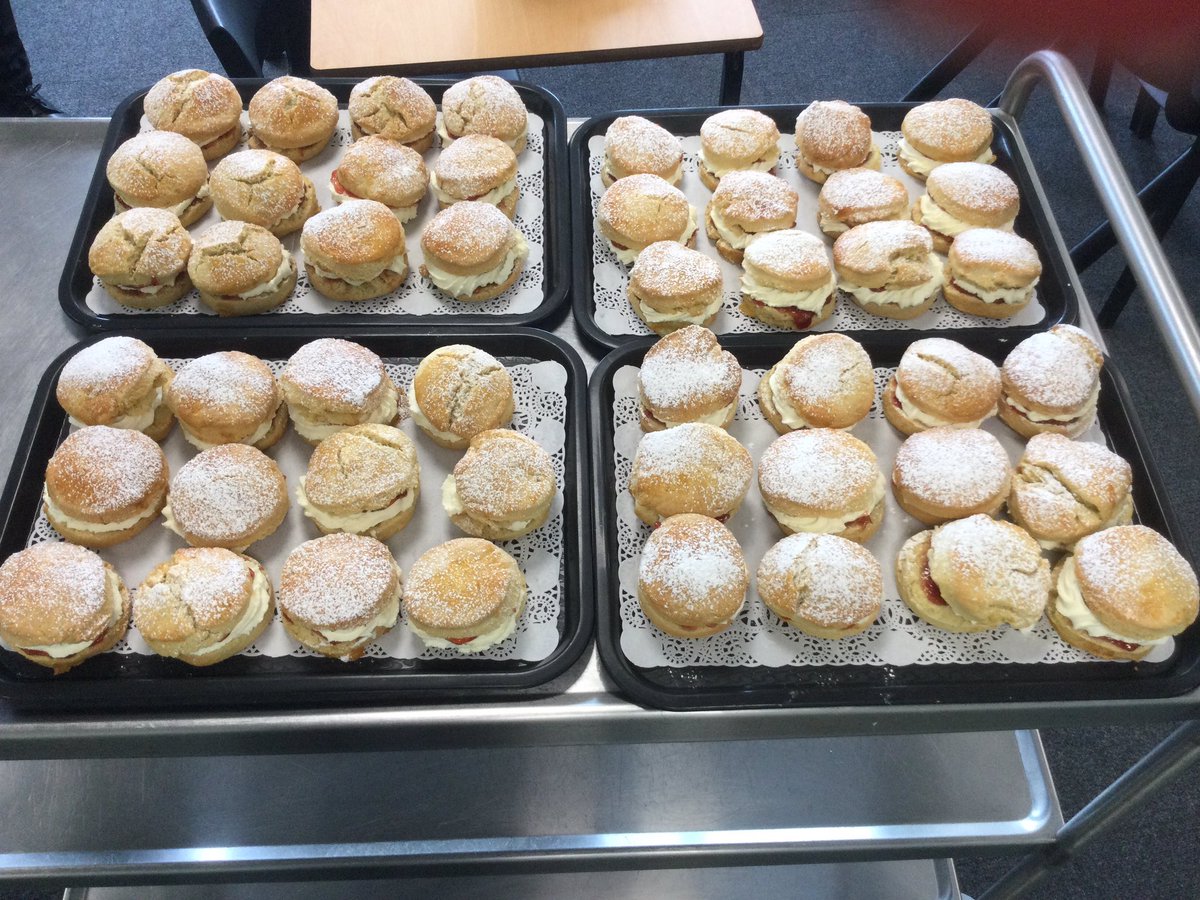 OAHemsworth's tweet image. Well done to all Year 11 who have attended maths enrichment this evening. Students have enjoyed our afternoon tea treats to celebrate the coronation. #kingscoronation2023 #MathsRevision