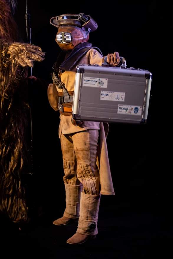 May the fourth be with you ! 

En attendant un Escape game en ligne Starwars, une infiltration dans des locaux du B.R.I., ou un complot d'État à déjouer ? 

Découvrez nos Escape Game en ligne entre 2 et 4 personnes ? 
mindquest-games.fr