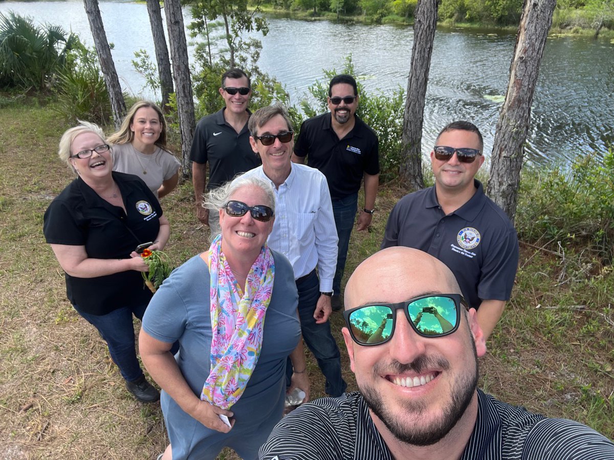 UCF_Arboretum's tweet photo. This week the Arboretum was visited by Congressman Darren Soto. We were so excited to introduce him to our LearningXLeading Program and highlight the focus on Urban Ecology and Sustainability efforts at UCF.

Thank you so much Congressman Soto for visiting! https://t.co/vRjk4Wc3AO