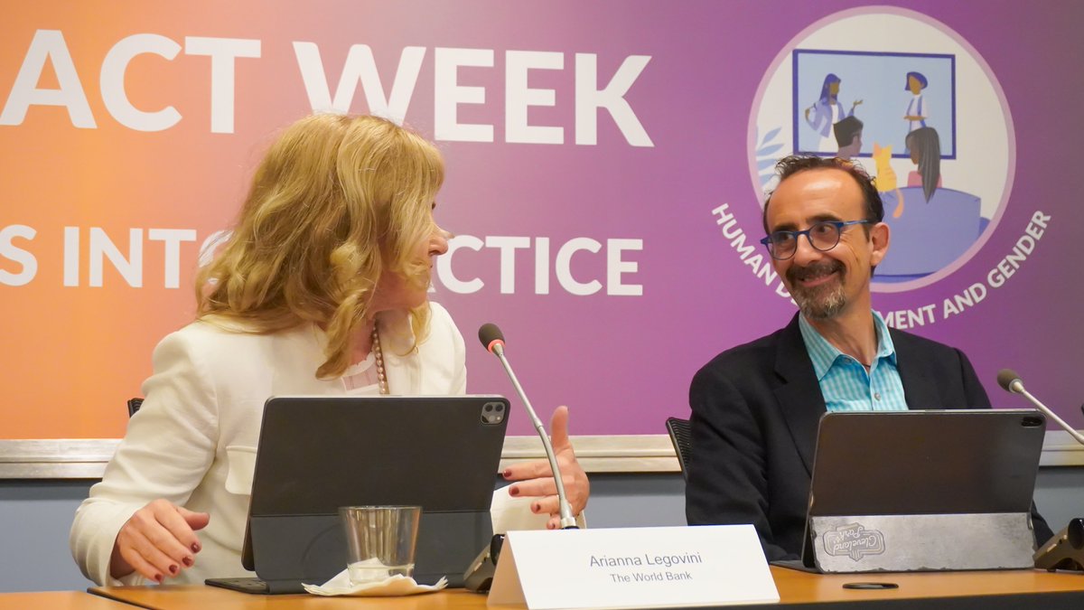 alegovini's tweet photo. Day 4 of #DevImpactWeek done!📷 - A great discussion on thinking beyond traditional service delivery to using mobile technologies to close the human development gap—better & faster! https://t.co/4toy6HOjfk