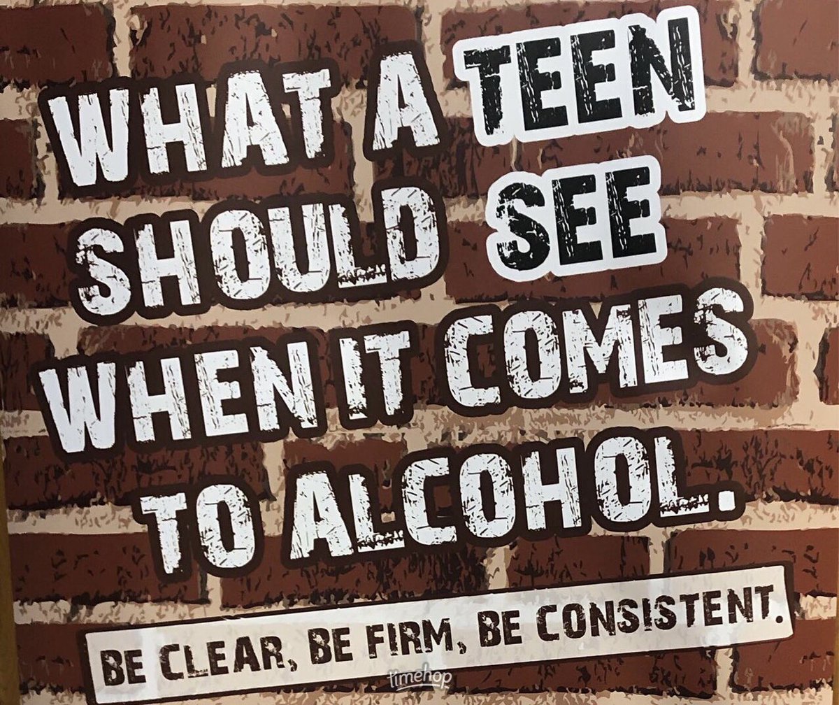 OceansideSafe's tweet image. Spring has sprung and so has LAWN SIGN SEASON! 🌸 

Show your support for substance use prevention, and let the community know that your home is a #SAFE place! 

Contact us today for your FREE lawn sign. 

#BeTheWall #LawnSign #StaySAFE #CommunityCoalition #OceansideSAFE