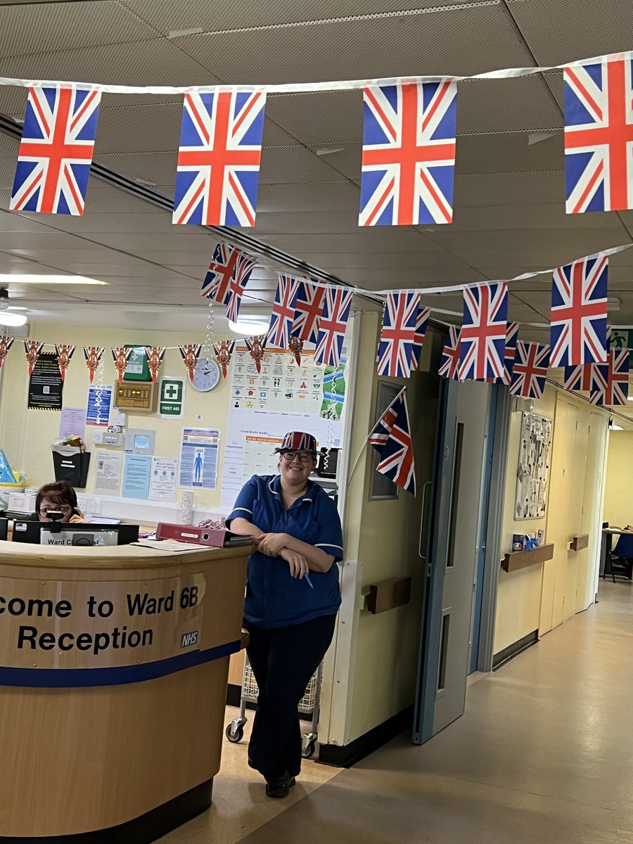 Donna Gibbins (@gibbinsdonna) on Twitter photo Well done team 6b getting ready for the coronation π¬π§π¬π§π¬π§<a href="/ULHTMedicine/">ULHT Team Medicine</a> Well done team 6b getting ready for the coronation π¬π§π¬π§π¬π§<a href="/ULHTMedicine/">ULHT Team Medicine</a>