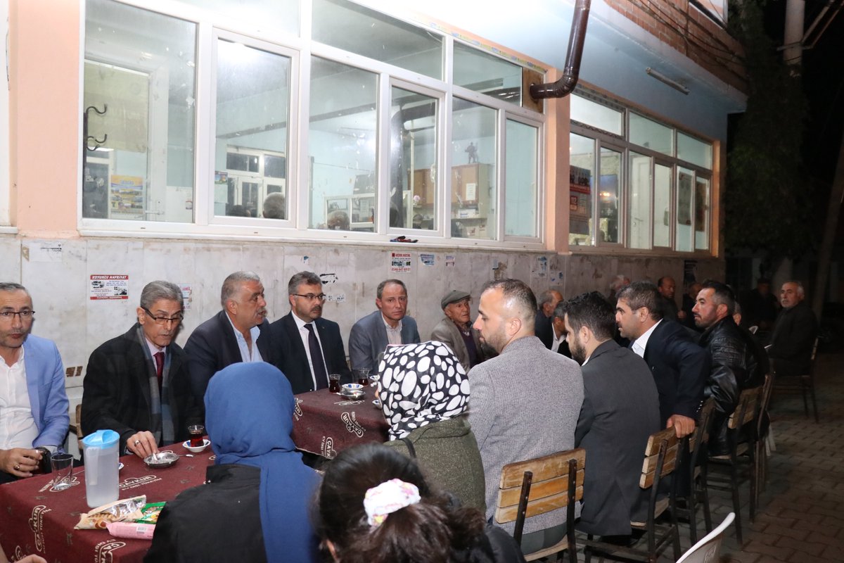 avomerozmen's tweet photo. #Sultanhisar İlçe Başkanımız Yüksel Yılmazoğlu ve teşkilatımız ile #Demirhan mahallemizi ziyaret ettik.
Hemşehrilerimizin desteğiyle, #TürkiyeYüzyılı yür��yüşümüzü daha güçlü sürdüreceğiz.
#DoğrusuAkParti https://t.co/TCr0bs7gML