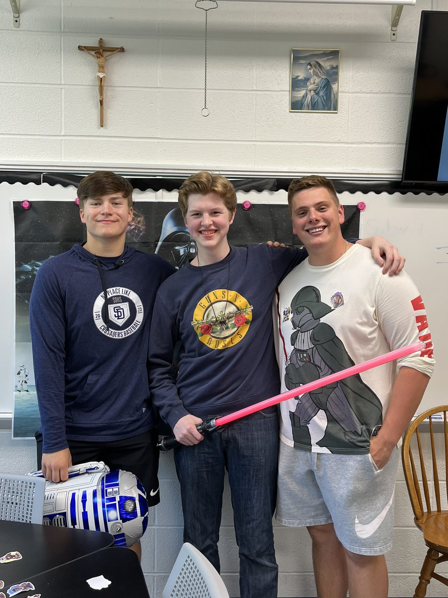 AlexNapoli14's tweet photo. Happy Star Wars Day from SDHS Star Wars Club! It was fitting that our last meeting of the school year landed on May 4th. A huge thank you to our senior leaders, TJ, Hayden, and Sam for an awesome year! #MayThe4thBeWithYou https://t.co/mtgHyBGchO