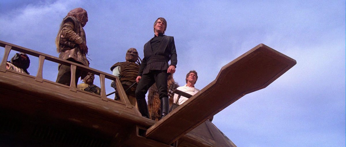 javialfonsomos's tweet photo. Para mí Star Wars representa el amor y la ilusión de dejarse emocionar. Me flipan las clásicas y las secuelas y disfruto mucho cosas de las precuelas. Soy muy del Imperio, pero a “El retorno” le tengo un cariño especial, tiene la magia de llevarme a mi infancia.
#May4thBeWithYou https://t.co/cpWVIzJIW5