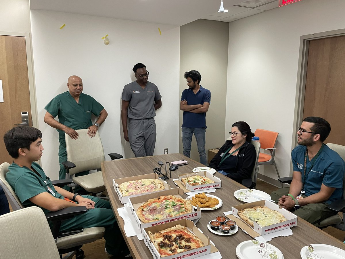 Bittersweet moment for #DattaLab <a href="/SylvesterCancer/">Sylvester Comprehensive Cancer Center</a> - celebrated last day of 🌟 postdoc <a href="/IagodeCastroMD/">Iago de Castro Silva</a>, of bit.ly/3Czcsit fame➕many other contributions. Moving on to #GenSurg internship @DeptSurgeryUSF. This is not goodbye, just new beginnings! #IMG #ProudMentor