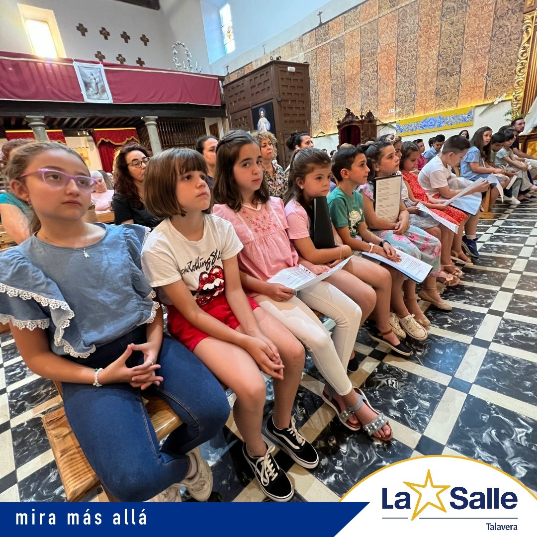 lasalletalavera's tweet photo. En mayo, mes dedicado a la Virgen, #LaSalle Talavera se une celebrando una eucaristía por las madres. 

Que la Virgen siga siendo vuestro modelo, consuelo y ayuda, y que no os falte la salud y el cariño de todos nosotros. #SomosLaSalle #JuntosMejor #MiraMásAllá https://t.co/KvxqKasdGA