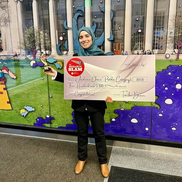 Congratulations to <a href="/operafuture/">Opera of the Future</a> postdoctoral fellow <a href="/Alaa_Algargoosh/">Alaa Algargoosh, PhD | آلاء القرقوش</a> on winning two prizes at the 2023 MIT Research Slam competition in the postdoctoral scholar category—Runner-up and Audience Choice! news.mit.edu/2023/mit-resea…