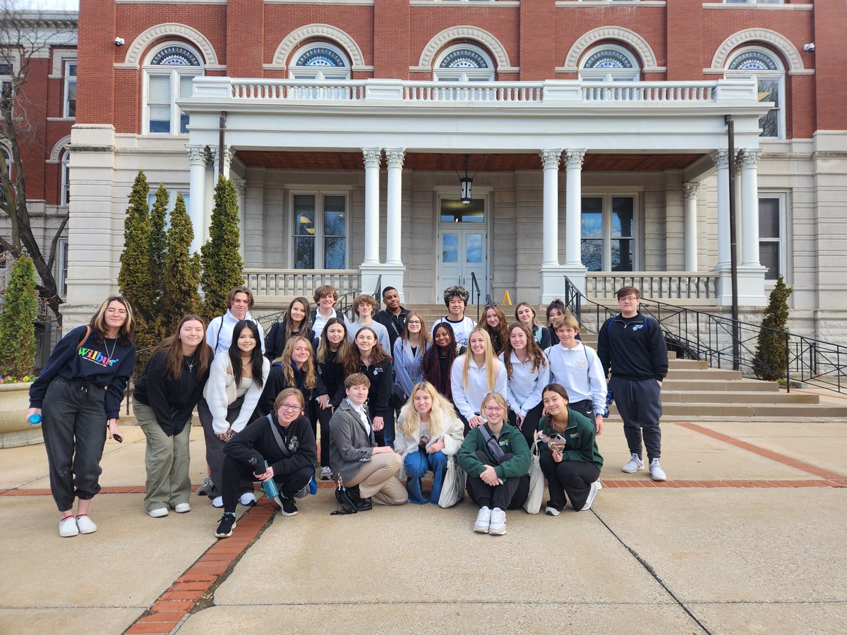 MehlvilleSD's tweet photo. .@OHS_Tigers @TigerJournalism students were recognized with Best of Show, All-Missouri and Superior ratings by the Missouri Interscholastic Journalism Association at J-Day. Congratulations to these student journalists! 💙 #msdr9 (1/3)

LEARN MORE:  https://t.co/TO7Us0WX3w https://t.co/GoUxRzxxJf