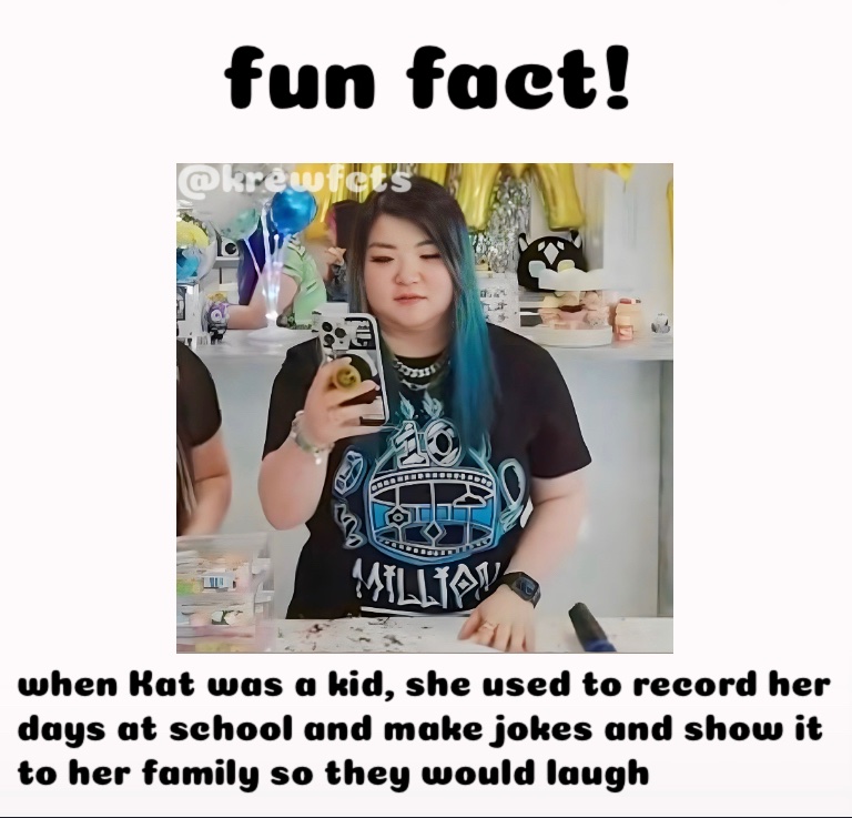 krewfcts's tweet photo. that’s so sweet of her 💙

@RainbowsYT @GoldenGlare_ @ItsFunneh @Lunar3clispe @DraconiteDragon #krew #krewfact #krewfunfact #krewreacts #krewreacts4 https://t.co/6ORCmSUE9i