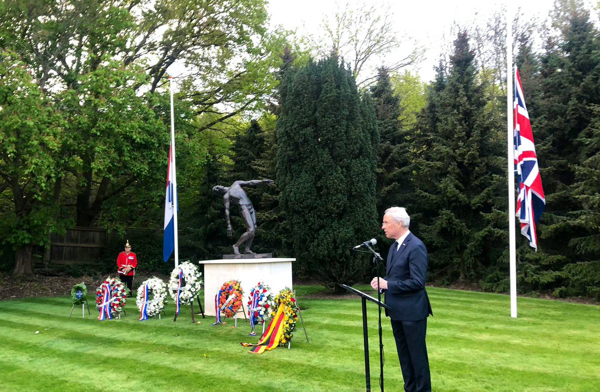 KvanOosterom's tweet photo. Impressive Remembrance Day ceremony at Mill Hill field of honour in London. Gave a speech together with my German colleague Miguel Berger with Selma van de Perre in attendance. Emotional moment honouring reconciliation in the past and cooperation in the present and the future. https://t.co/6Z1H9os1JC